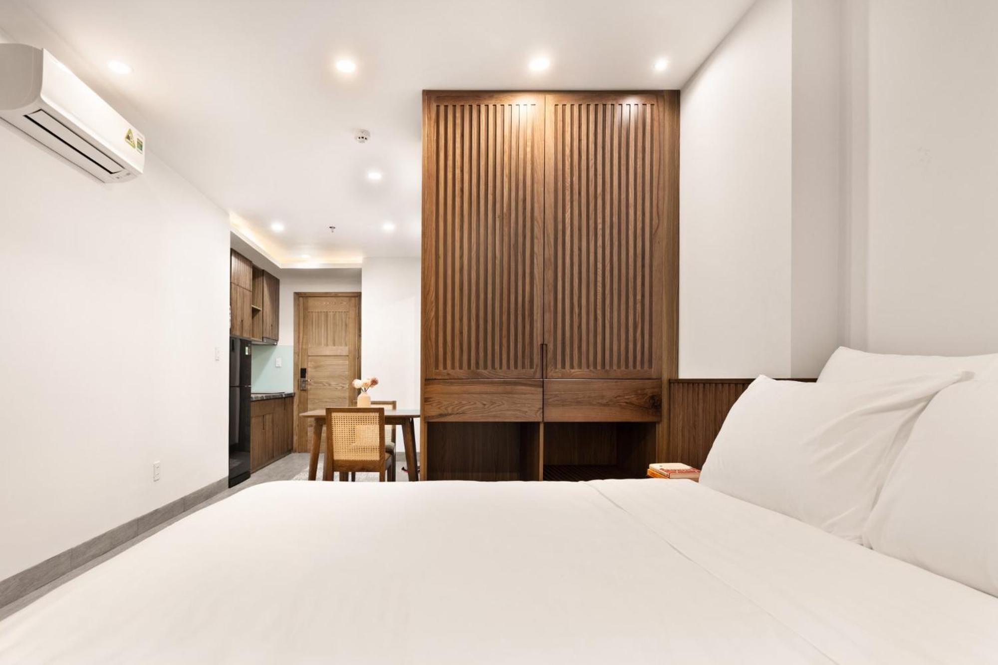 Hoang Thinh Hotel & Apartment Danang Экстерьер фото